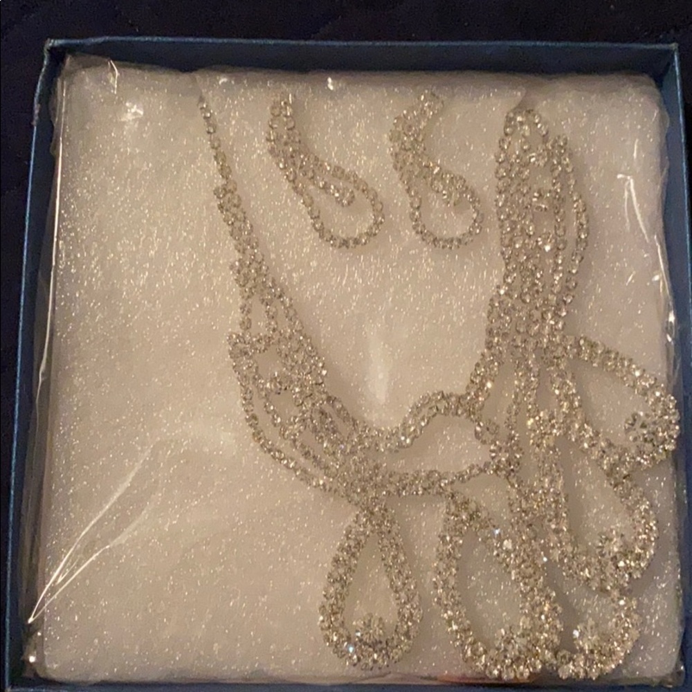 Rhinestone jewelry set necklace and earrings